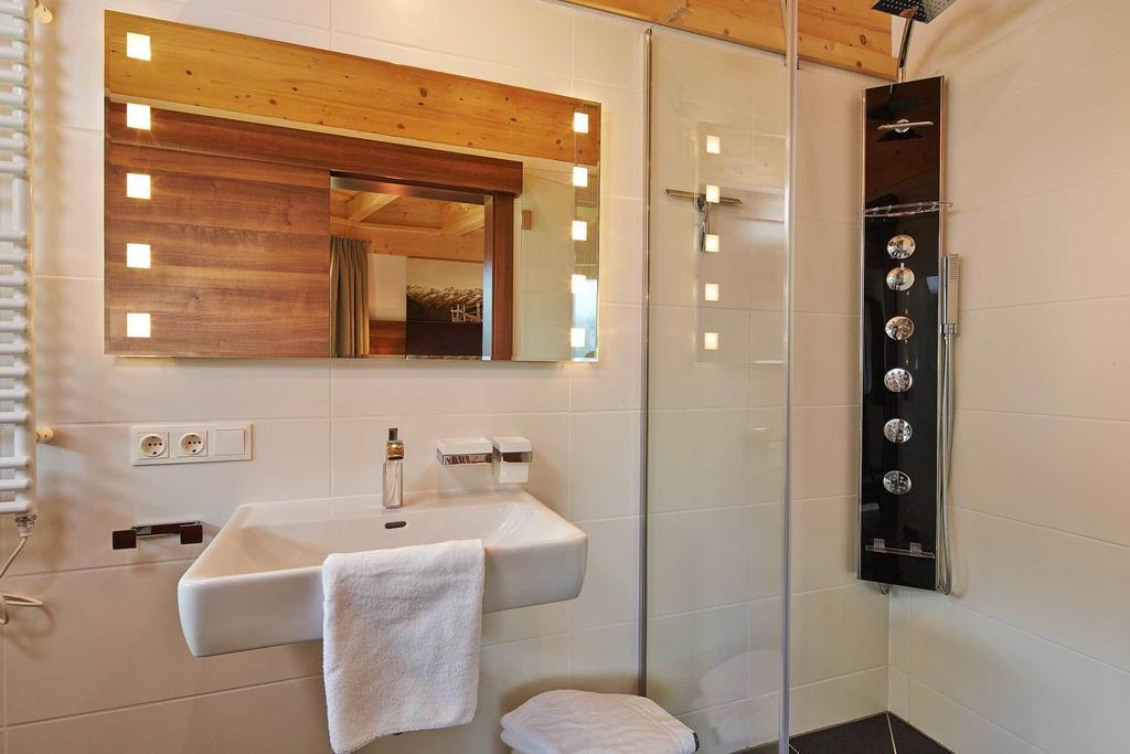 Alpen Diamond Penthouse & Apartment Зельден Номер фото